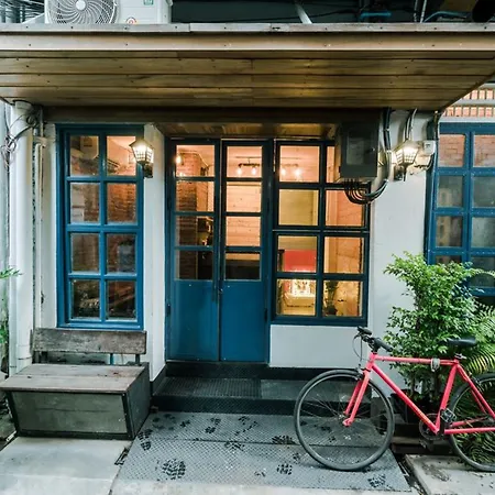 Zeds Hostel Bangkok-3