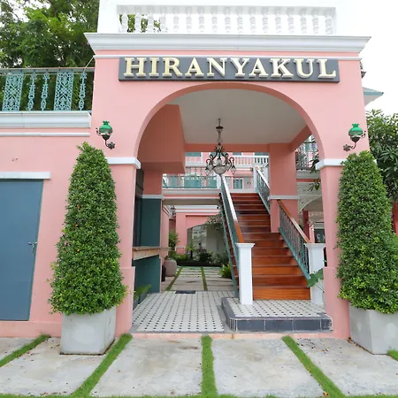 Hiranyakul House Riverside-2