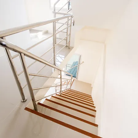 Ninaguesthouse-2