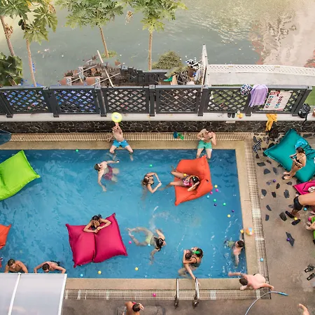 Mad Monkey Bangkok (Adults Only)-2