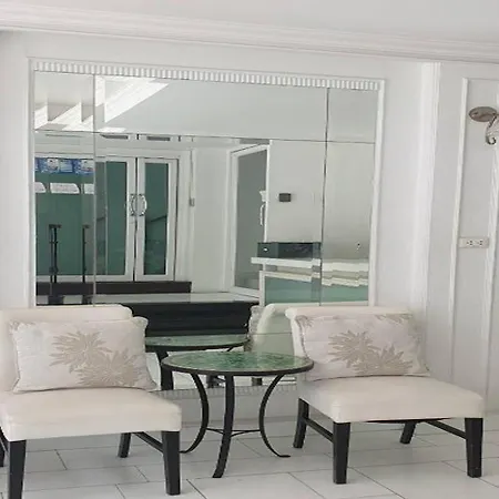 Aora Boutique Hotel Sutthisan-2