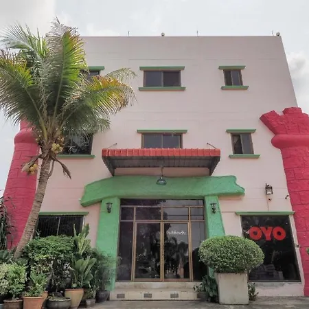 Oyo 577 For Love Hotel-3