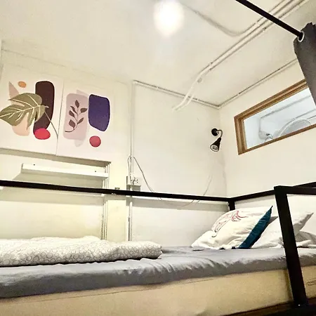Bangkok Sanookdee Hostel (Adults Only)-2