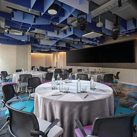 Aloft By Marriott Bangkok Sukhumvit 11-2