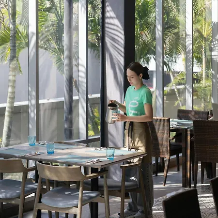 Centara Life Government Complex Hotel & Convention Centre Chaeng Watthana-2