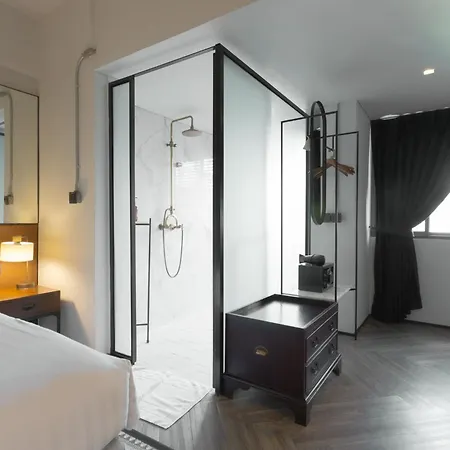 Ir-On Hotel-2