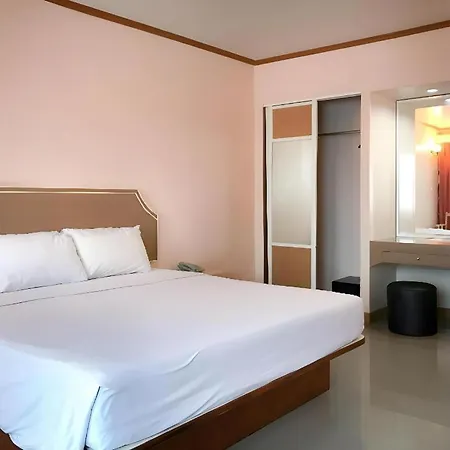 J Two S Pratunam Hotel-2