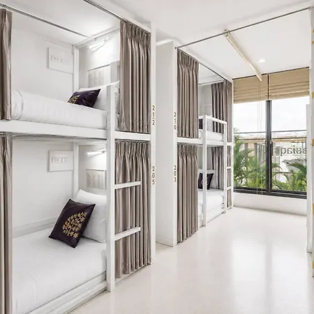 Nappark Hostel @Khao San-3