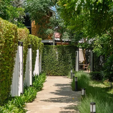 Gate43 Garden Villa-2
