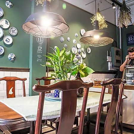 Live Local Cafe And Hotel 420 Cannabis Friendly-2