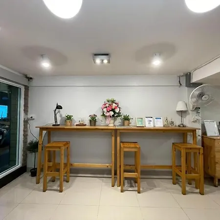 Napaville Huai Khwang Hostel-2