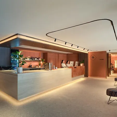 Muang Phol Hotel Bangkok Siam - Newly Renovated-2