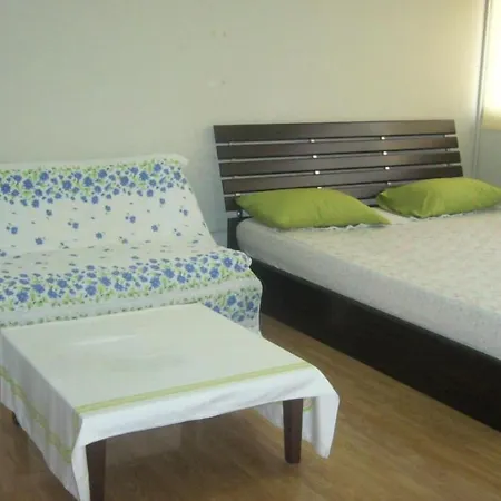 Chan Kim Don Mueang Guest House-2