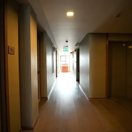 Baan Tanwa - Mrt Ratchadapisek Exit 1 Or 2-2