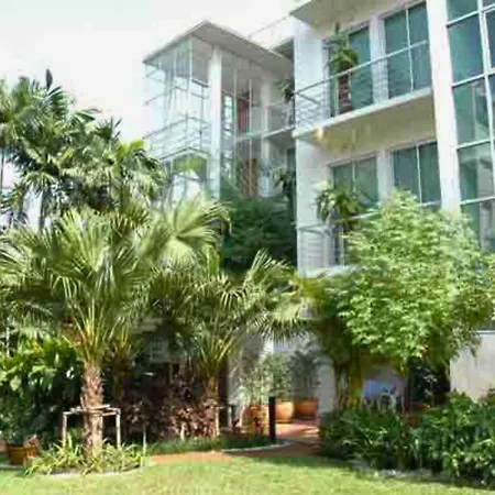 Townhouse Pk Garden-2