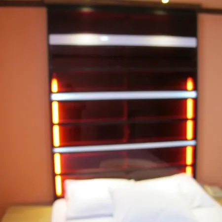 Suriwongse Hotel-2