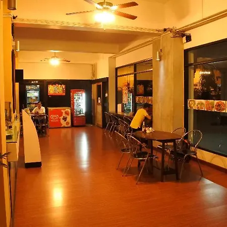 Suriwongse Tower Inn-2