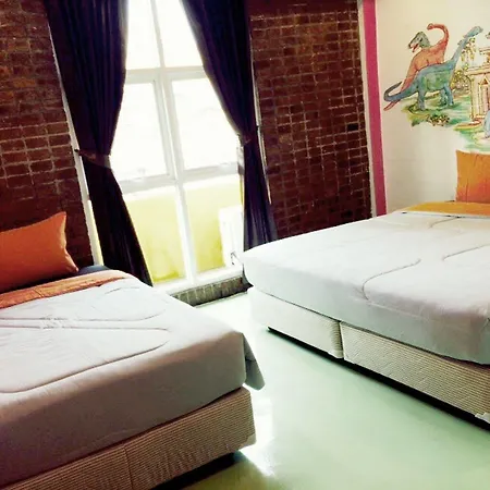 Chic Hostel Bangkok-3