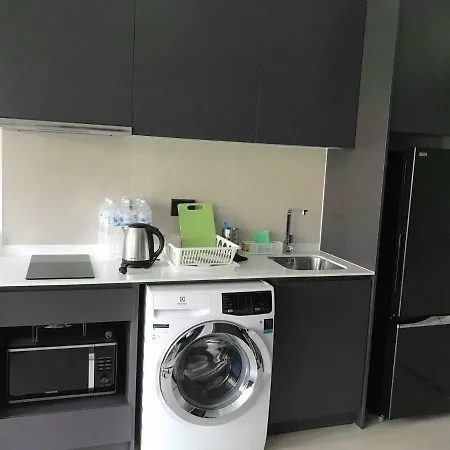 Cbd Asoke/Nana/Ploenchit +2 Mins To Terminal 21-3