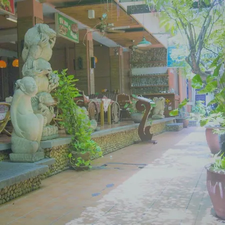 Khaosan Holiday-2