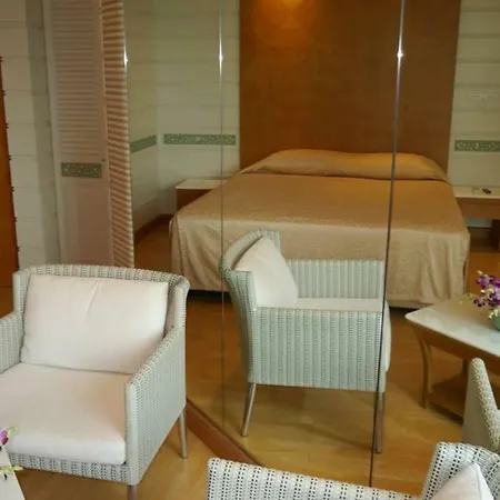 Bangkok Riverside Condo-2