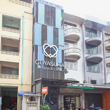 Oyo 421 Guyasuka Hostel & Cafe-3