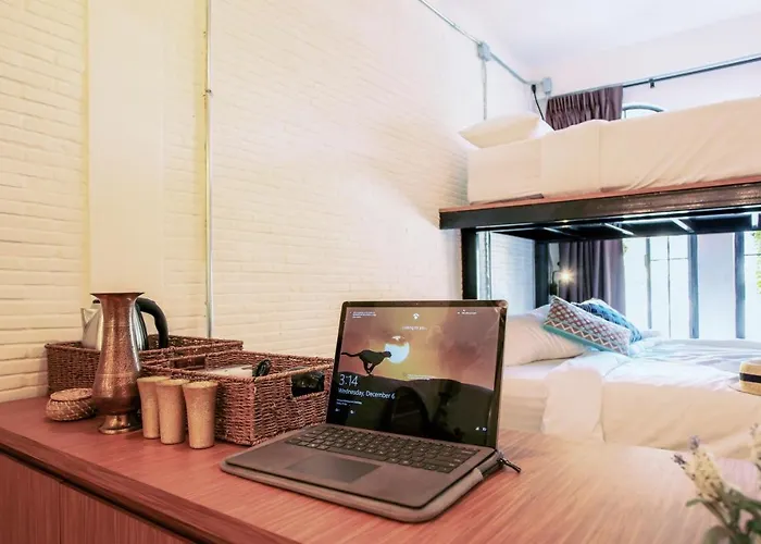 Hidden Habitat - Design Guesthouse Bangkok