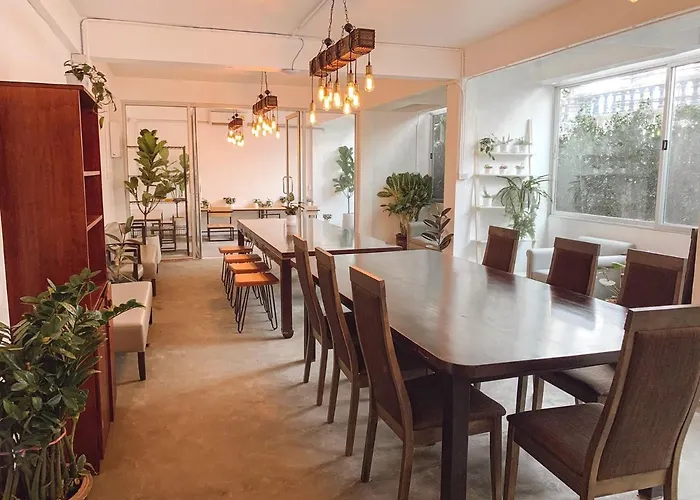Pillow & Bread Hostel Bangkok