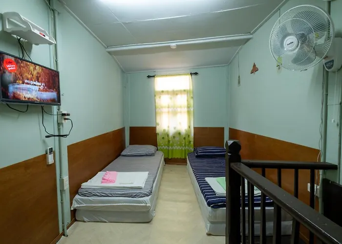 Hostel Sip N' Camp Bangkok
