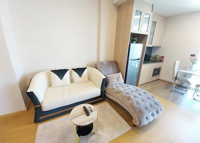 Japanese Town Ekamai Luxury Apartment Amazing View Pool Bangkok admite animales