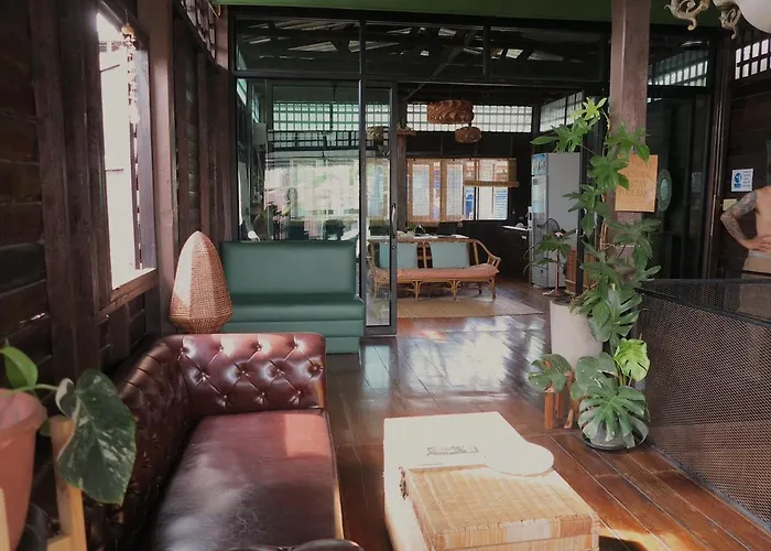 Haustierfreundliches Non House Bangkok บ้านนอนโฮสเทล