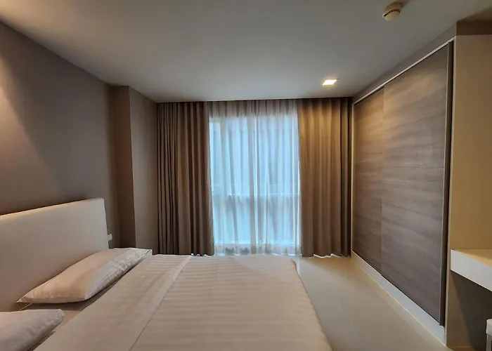 Condominium - Sukhumvit Soi 5 Bts Nana 50M2 Bangkok