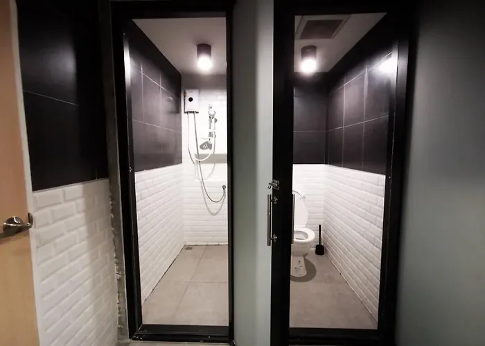 Many Days Hostel Bangkok