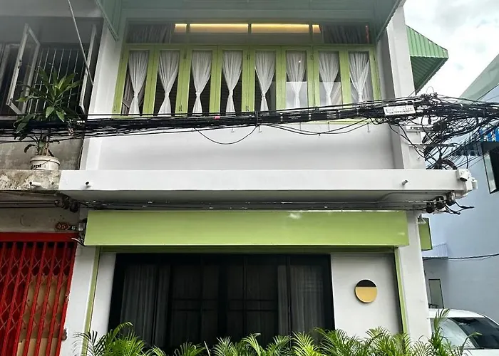 The Tangerine Guesthouse Bangkok
