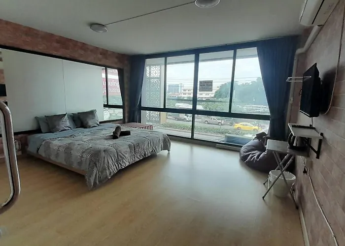 Haustierfreundliches HOMEY-Donmueang Hostel Bangkok