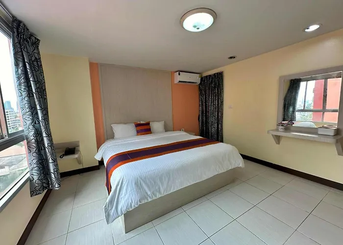 Aryan Suites Hotel Bangkok