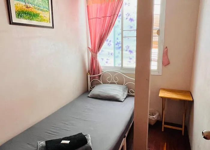 Ricos Honey Place Guesthouse Bangkok
