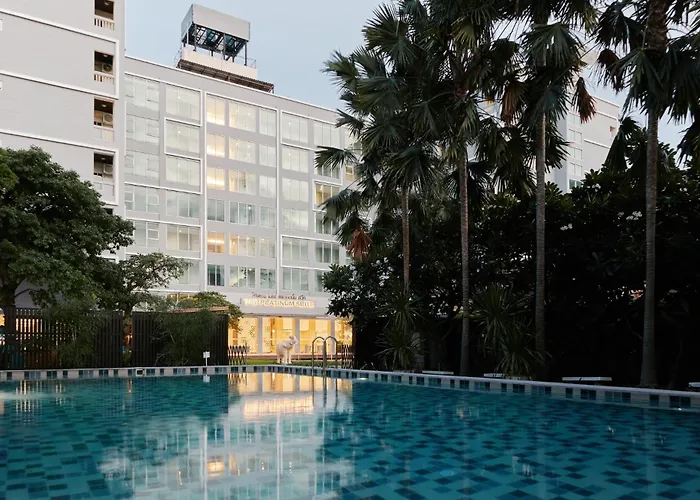 Sunday Platinum Suites Bangkok