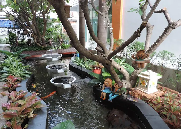Hotel The Garden Living Bangkok