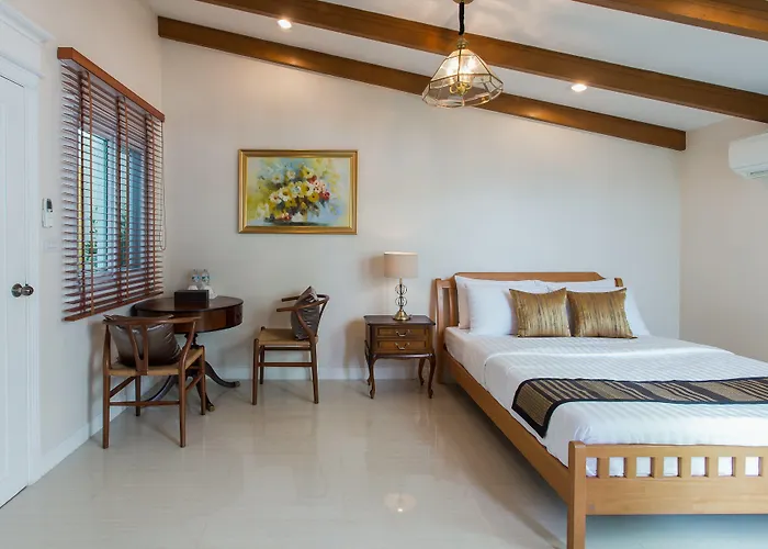 The Lek Aree Bed and Breakfast Bangkok