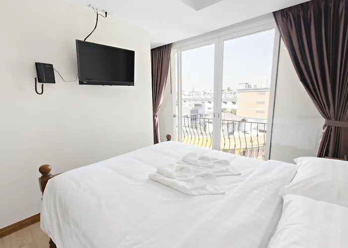Royale 8 Ville Guest House Banguecoque