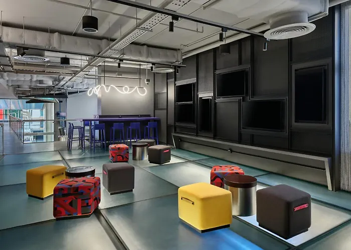 Aloft By Marriott Bangkok - Sukhumvit 11 Hotel