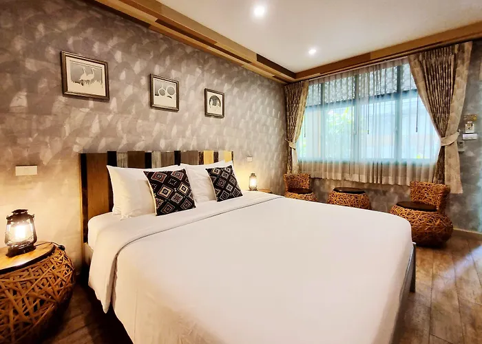 Focal Local Bed & Breakfast Bangkok