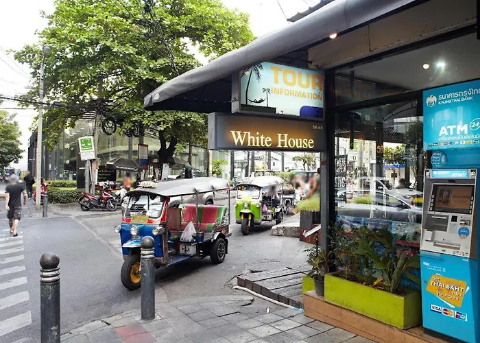 Huisdiervriedelijke White House Asoke Sukhumvit 18 Hotel Bangkok