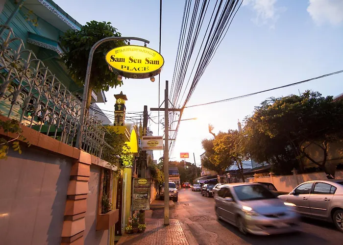 Samsen Sam Place Bangkok