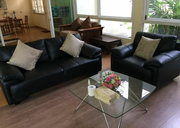 Ratchayothin Cottage Bangkok